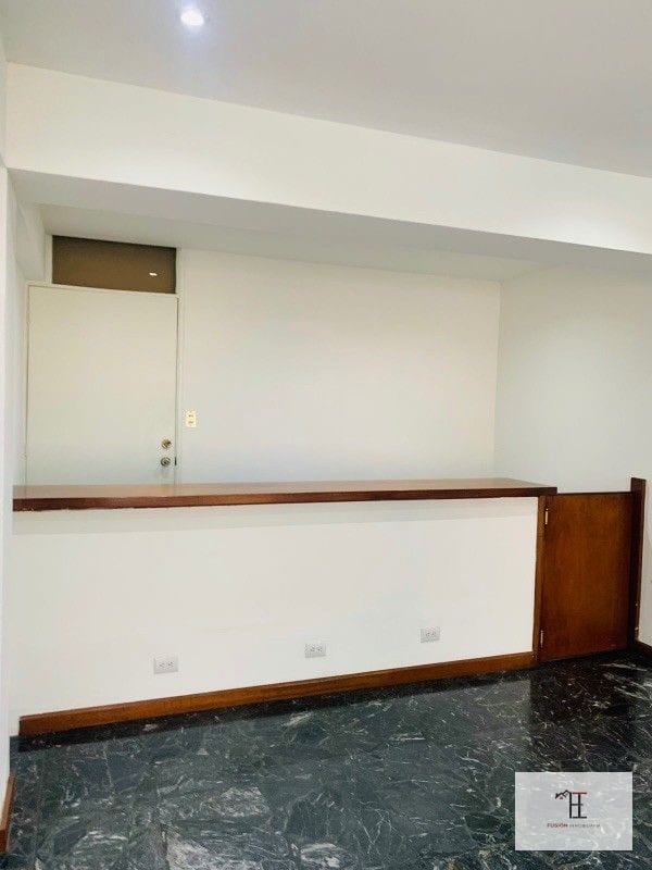 Oficina en venta zona 10 sobre diagonal 6 frente a Oakland Place — Oficina en Venta en Zona 10, Guatemala, Ciudad — foto 8 de 13
