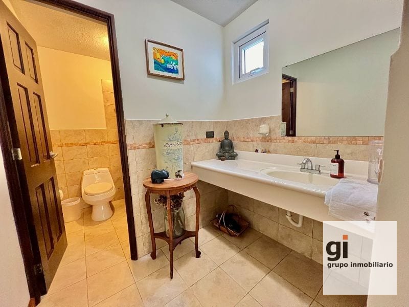 Casa en venta en la Montaña dentro de condominio pequeño — Casa en Venta en Zona 16, Guatemala, Ciudad — foto 11 de 12