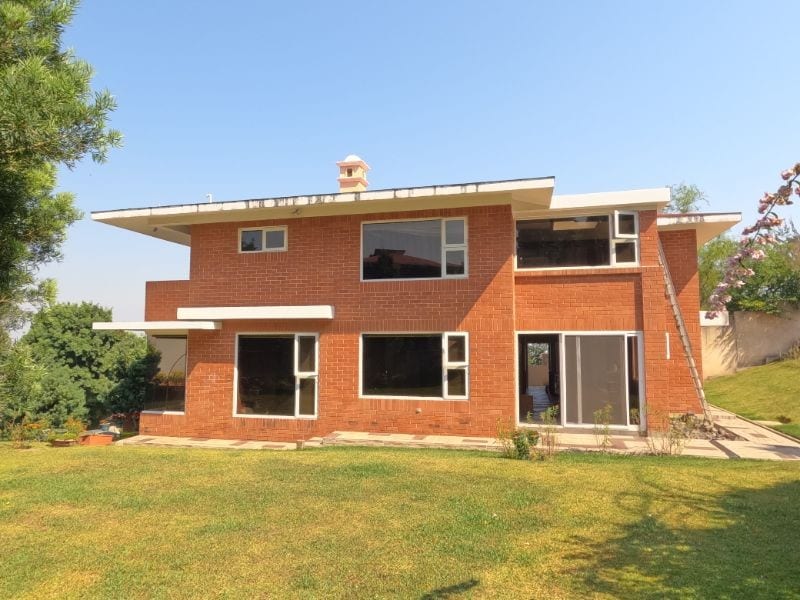 Vendo Lujosa y Amplia Propiedad en Residencial Alto Valle, dentro de El Socorro Km. 12.7 Carretera a El Salvador — Casa en Venta en Alto Valle, Carretera a El Salvador, Guatemala, Ciudad — foto 1 de 17