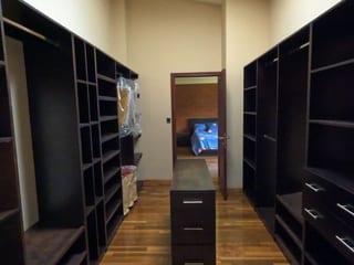 Vendo Lujosa y Amplia Propiedad en Residencial Alto Valle, dentro de El Socorro Km. 12.7 Carretera a El Salvador — Casa en Venta en Alto Valle, Carretera a El Salvador, Guatemala, Ciudad — miniatura 11 de 17