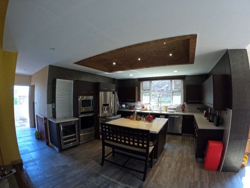Vendo Lujosa y Amplia Propiedad en Residencial Alto Valle, dentro de El Socorro Km. 12.7 Carretera a El Salvador — Casa en Venta en Alto Valle, Carretera a El Salvador, Guatemala, Ciudad — foto 12 de 17