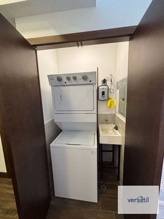 Bello apartamento con cuarto de servicio — Apartamento en Venta en Casa Cañada, Zona 14, Guatemala, Ciudad — miniatura 14 de 17