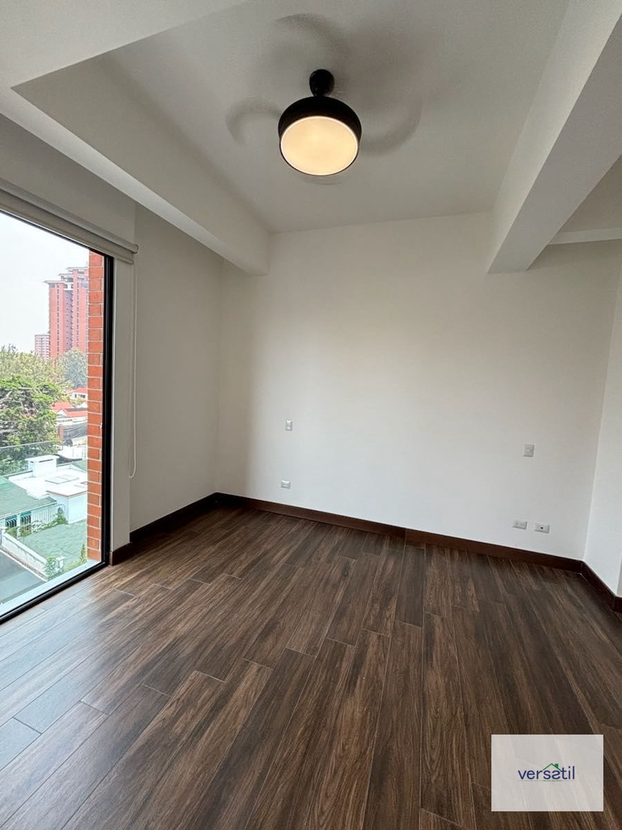 Bello apartamento con cuarto de servicio — Apartamento en Venta en Casa Cañada, Zona 14, Guatemala, Ciudad — foto 10 de 17