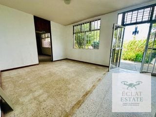 Edificio en Renta KM 8 Carretera a El Salvador | Ideal Clínica, Oficinas o Corporativo — Edificio en Alquiler en km 6-10, Carretera a El Salvador, Guatemala, Ciudad — miniatura 7 de 16