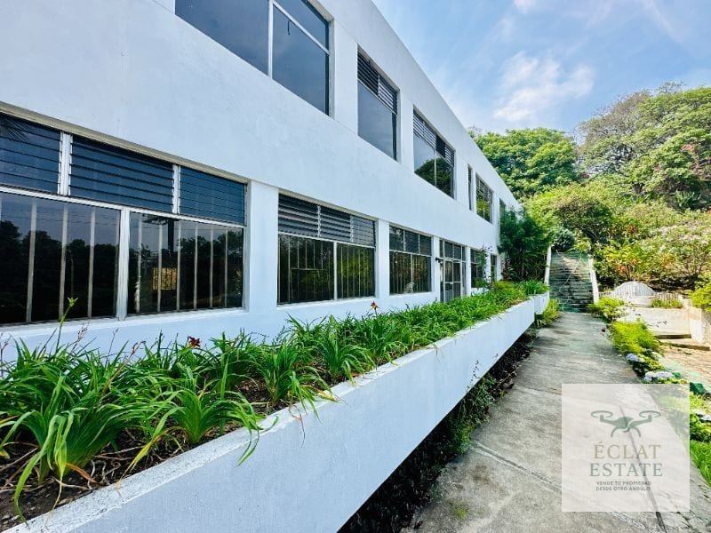 Edificio en Renta KM 8 Carretera a El Salvador | Ideal Clínica, Oficinas o Corporativo — Edificio en Alquiler en km 6-10, Carretera a El Salvador, Guatemala, Ciudad — foto 1 de 16