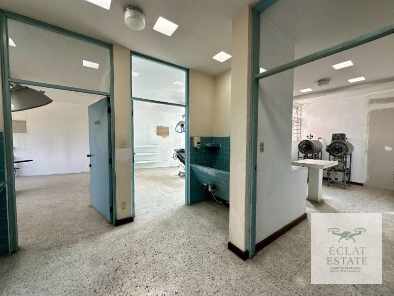 Edificio en Renta KM 8 Carretera a El Salvador | Ideal Clínica, Oficinas o Corporativo — Edificio en Alquiler en km 6-10, Carretera a El Salvador, Guatemala, Ciudad — foto 9 de 16