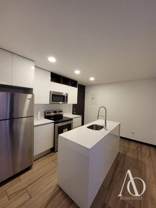 Apartamento Amueblado en Alquiler Edificio Cassia, zona 15 VHI N4 — Apartamento en Alquiler en Cassia, Zona 15, Guatemala, Ciudad — miniatura 7 de 8