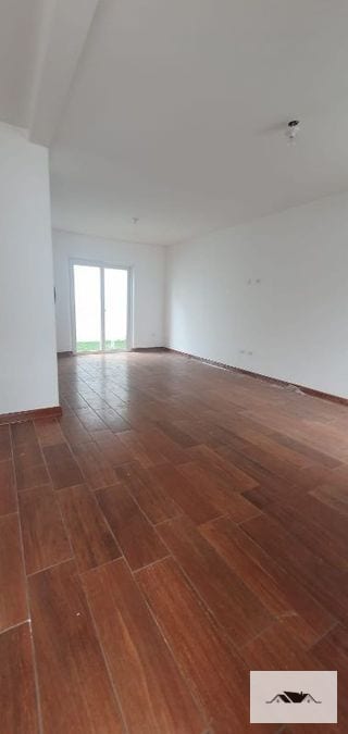 EN VENTA CASA NUEVA ZONA 16 HACIENDA REAL DENTRO DE CONDOMINIO — Casa en Venta en Hacienda Real, Zona 16, Guatemala, Ciudad — miniatura 3 de 15