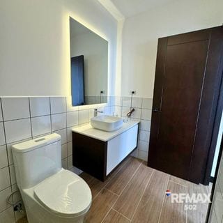 APARTAMENTO EN LIRIOS 3 (CAYALÁ) — Apartamento en Alquiler en Ciudad Cayalá, Zona 16, Guatemala, Ciudad — miniatura 8 de 12