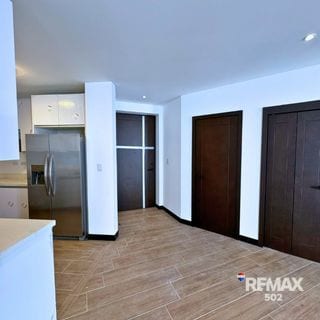 APARTAMENTO EN LIRIOS 3 (CAYALÁ) — Apartamento en Alquiler en Ciudad Cayalá, Zona 16, Guatemala, Ciudad — miniatura 2 de 12