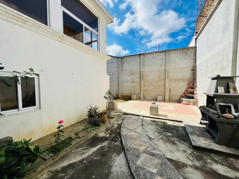 Alquilo o Vendo casa en Zona 1 las Victorias casa con 10 ambientes — Casa en Venta en Zona 1, Guatemala, Ciudad — foto 5 de 5
