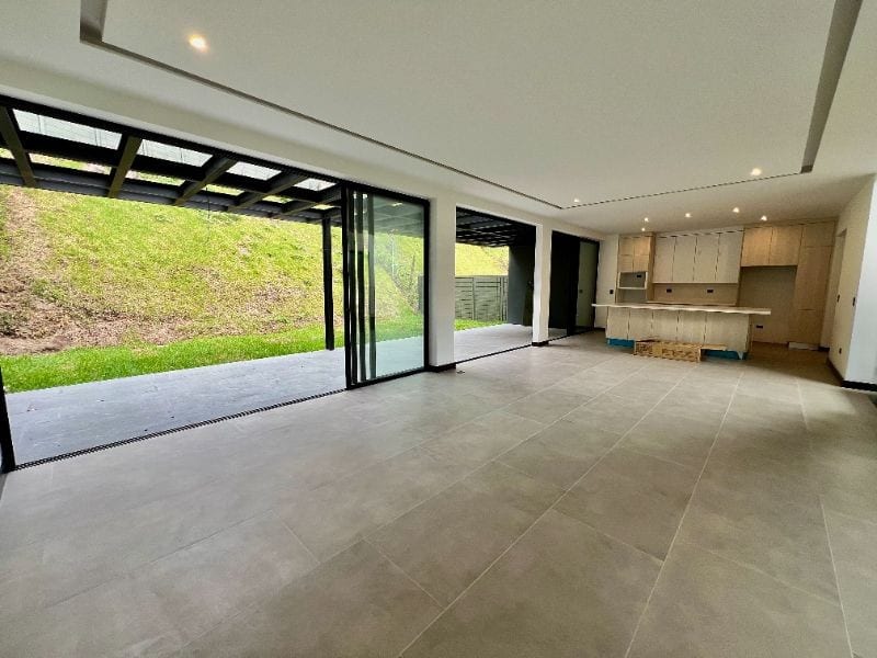 Hermosa Casa en Venta en San Miguel Buenavista — Casa en Venta en Santa Catarina Pinula, Guatemala, Ciudad — foto 12 de 17