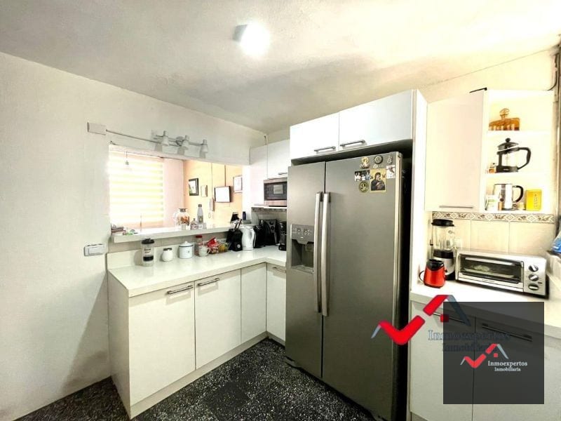 CASA EN VENTA MIXCO ZONA 2,  COLONIA SANTA RITA II, — Casa en Venta en Zona 2 Mixco, Guatemala, Ciudad — foto 8 de 17