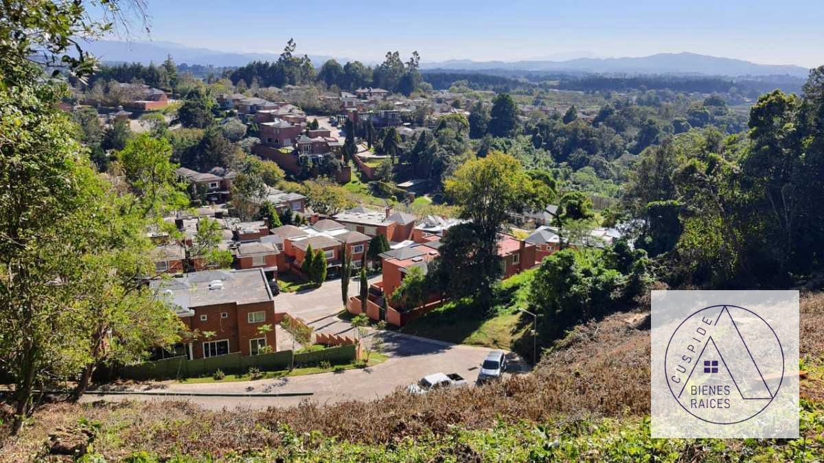 Carretera a El Salvador Colinas de Castel vendo terreno inclinado — Terreno en Venta en Colinas de Castel, Carretera a El Salvador, Guatemala, Ciudad — foto 4 de 5
