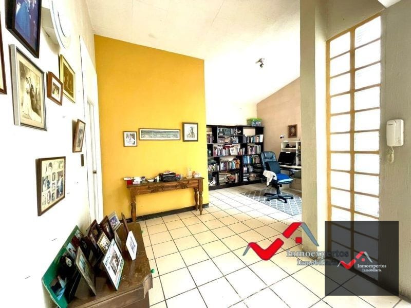 CASA EN VENTA MIXCO ZONA 2, COLONIA SANTA RITA II, — Casa en Venta en Zona 2 Mixco, Guatemala, Ciudad — foto 3 de 17