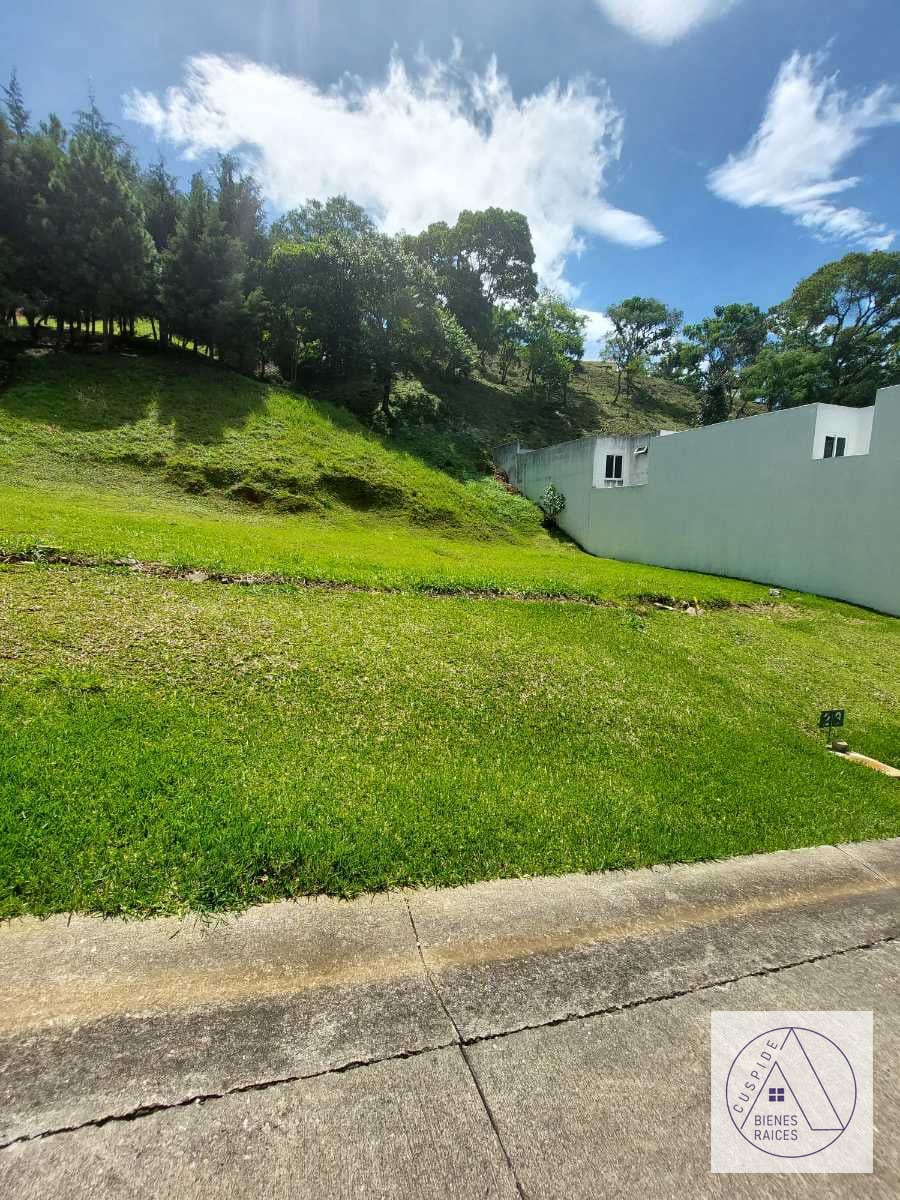 Carr.Salvador Bosques de Vilaverde se vende terreno  — Terreno en Venta en Bosques de Villa Verde, Carretera a El Salvador, Guatemala, Ciudad — foto 3 de 9