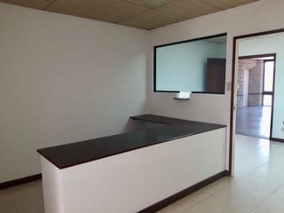 Oficina en renta en Edificio Murano Center zona 10 — Oficina en Alquiler en Zona 10, Guatemala, Ciudad — miniatura 2 de 7