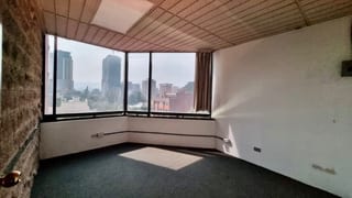 Oficina en renta Edificio Murano Center zona 10 — Oficina en Alquiler en Murano Center, Zona 10, Guatemala, Ciudad — miniatura 2 de 7