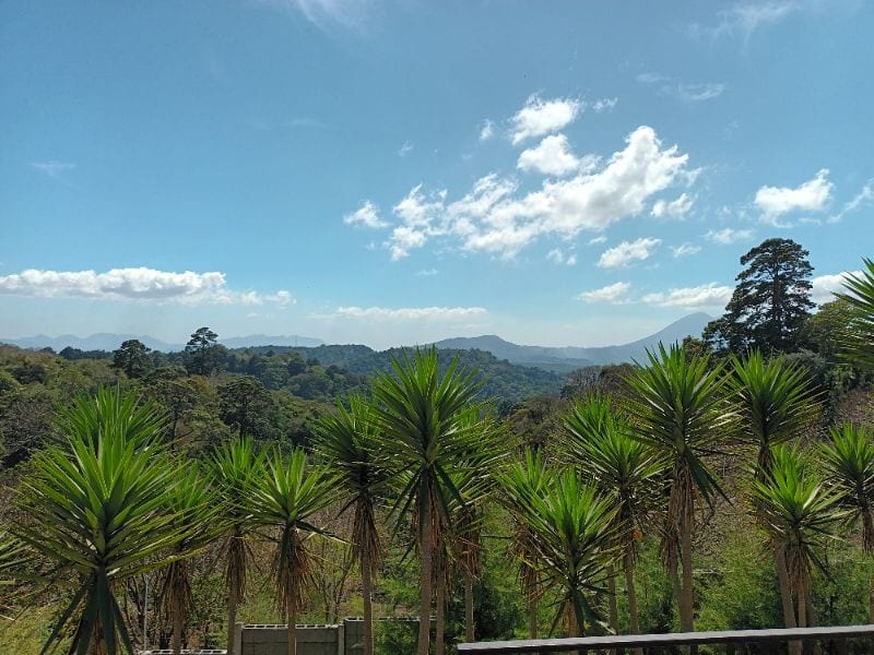 CASA EN VENTA CUMBRES DE LA ARBOLEDA  KM 21.5 CAES — Casa en Venta en Cumbres de La Arboleda, Carretera a El Salvador, Guatemala, Ciudad — foto 8 de 13