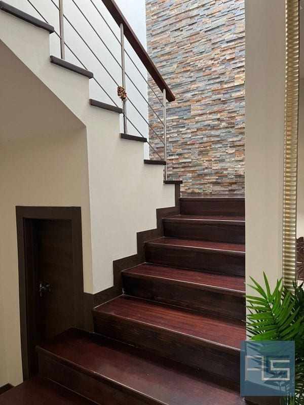 Amplia y moderna casa en Venta, Km 20.2 Carr a Fraijanes dentro de condominio — Casa en Venta en Fraijanes, Carretera a El Salvador, Guatemala, Ciudad — foto 7 de 17