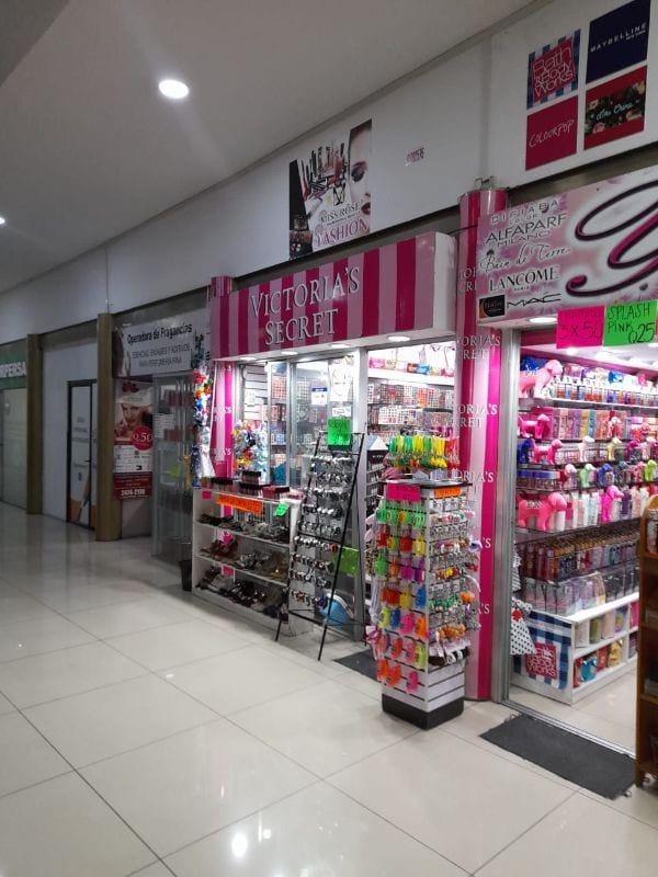 Local en Venta en Centro Comercial Zona 7 — Local en Venta en Zona 7, Guatemala, Ciudad — foto 4 de 9