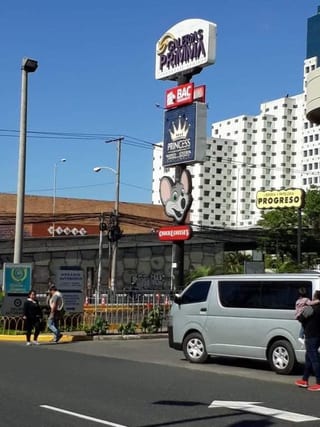 Local en Venta en Centro Comercial Zona 7 — Local en Venta en Zona 7, Guatemala, Ciudad — miniatura 8 de 9
