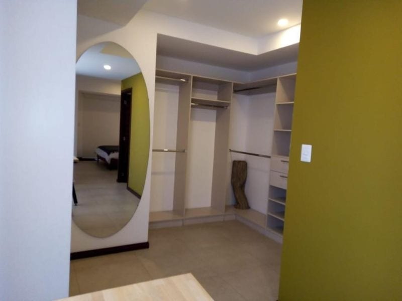 APARTAMENTO EN ALQUILER EDIFICIO MIRA ZONA 10 — Apartamento en Alquiler en Mira, Zona 10, Guatemala, Ciudad — foto 12 de 17
