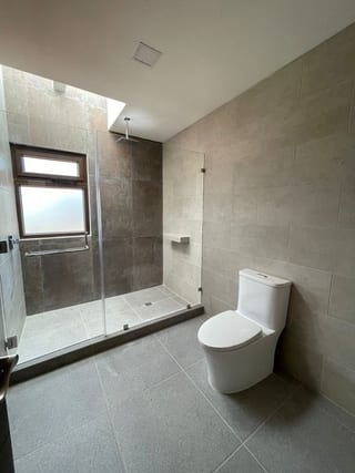 Lindas Casas para Estrenar en Altos de Vista Hermosa Zona 15 VH1 la Isla — Casa en Venta en Vista Hermosa I, Zona 15, Guatemala, Ciudad — miniatura 4 de 15