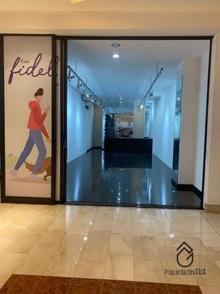 Local comercial en venta — Local en Venta en Centro Comercial Pradera, Zona 10, Guatemala, Ciudad — miniatura 1 de 3