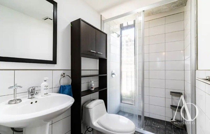 Apartamento en Alquiler / Venta Edificio Fabra, zona 10 N10 / EN DIRECTO — Apartamento en Venta en Fabra, Zona 10, Guatemala, Ciudad — foto 5 de 8