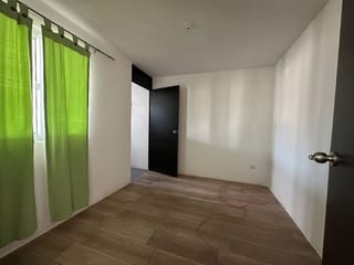 CASA EN RENTA CARRETERA EL SALVADOR SECOYA DE ARRAZOLA KM 16.5 ENTRADA OLMECA — Casa en Alquiler en Carretera a El Salvador, Guatemala, Ciudad — miniatura 3 de 17