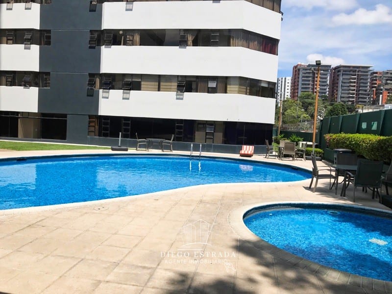 Zona 14, Apartamento amueblado de 2 dormitorios — Apartamento en Alquiler en Zona 14, Guatemala, Ciudad — foto 12 de 17