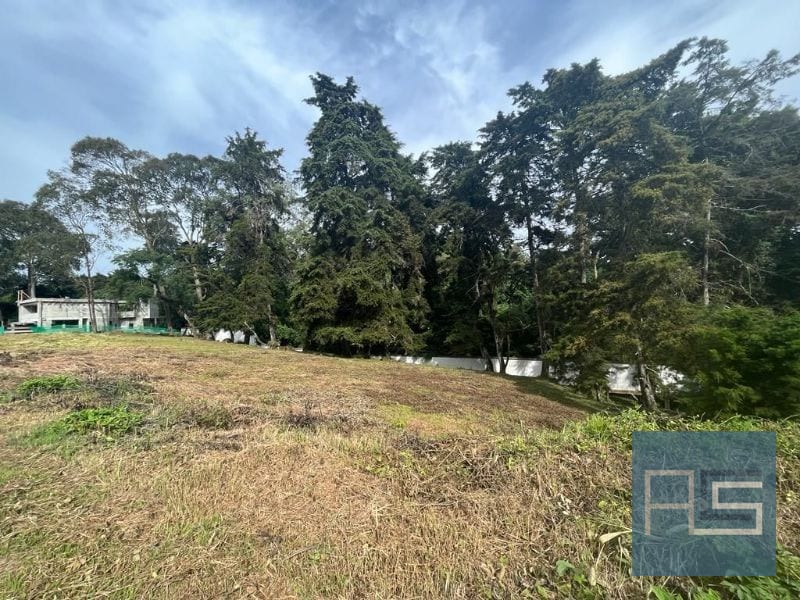 Terreno amplio en venta en Lomas de San Isidro, zona 16 — Terreno en Venta en Lomas de San Isidro, Zona 16, Guatemala, Ciudad — foto 4 de 6