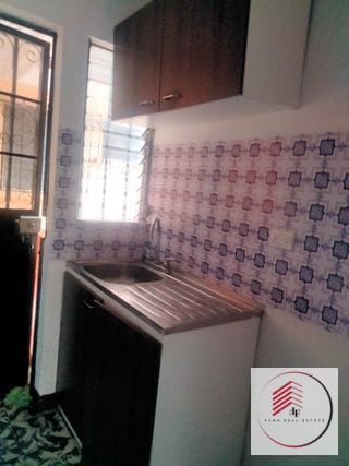 SE RENTA LINDA CASA EN MONTERREAL ZONA 4 DE MIXCO — Casa en Alquiler en Zona 4 Mixco, Guatemala, Ciudad — miniatura 2 de 17