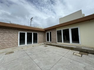 Local en renta y venta en San Jose Pinula CAES — Local en Venta en Carretera a El Salvador, Guatemala, Ciudad — miniatura 3 de 13