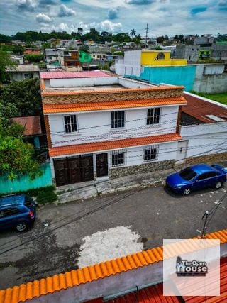 Casa en venta en Villa Nueva, detras de Galerias Catalina — Casa en Venta en Condado Catalina, Villa Nueva, Guatemala, Ciudad — miniatura 1 de 9