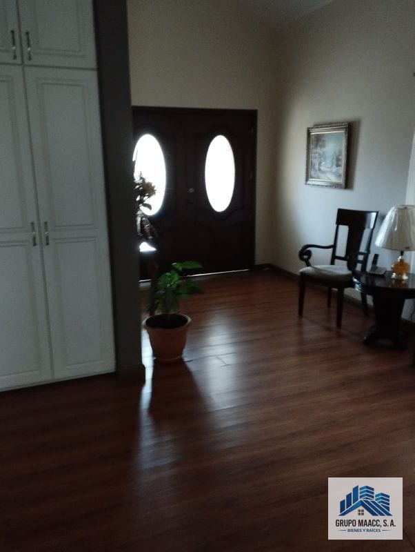 GANGA VENDO CASA RESIDENCIALES TERRAVISTA KM 16.5 — Casa en Venta en Terravista, Carretera a El Salvador, Guatemala, Ciudad — foto 4 de 13