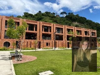 Casa nueva en venta dentro de condominio Cañadas de Elgin en zona 13 — Casa en Venta en Zona 13, Guatemala, Ciudad — miniatura 1 de 16
