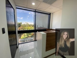 Clinica en renta edificio Renovati zona 10 — Clínica en Alquiler en Zona 10, Guatemala, Ciudad — miniatura 5 de 12