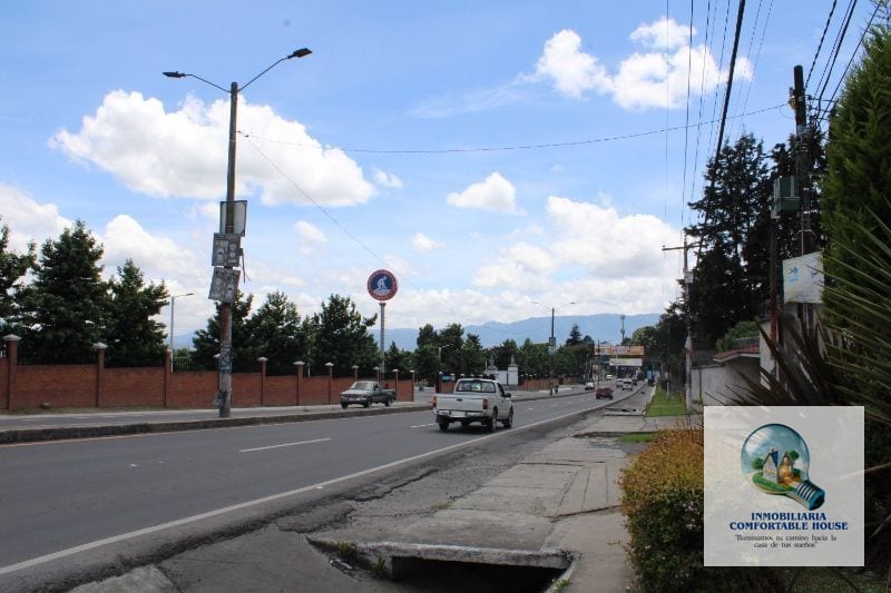 Terreno en alquiler 9 cuerdas a pocos metros Frente a Interplaza Quetzaltenango — Terreno en Alquiler en Zona 9 (Quetzaltenango), Quetzaltenango — foto 3 de 14