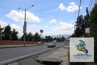 Terreno en alquiler 9 cuerdas a pocos metros Frente a Interplaza Quetzaltenango — Terreno en Alquiler en Zona 9 (Quetzaltenango), Quetzaltenango — miniatura 3 de 14