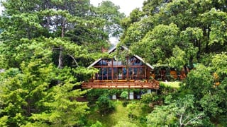 Casa en venta en condominio por Bellas Luces, rodeada de naturaleza. — Casa en Venta en Santa Catarina Pinula, Guatemala, Ciudad — miniatura 1 de 8