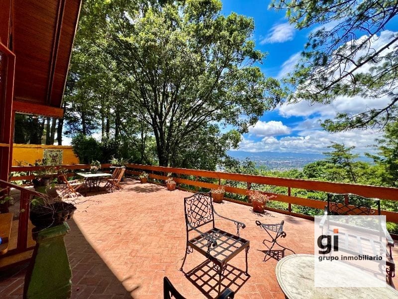 Casa en venta en condominio por Bellas Luces, rodeada de naturaleza. — Casa en Venta en Santa Catarina Pinula, Guatemala, Ciudad — foto 4 de 8
