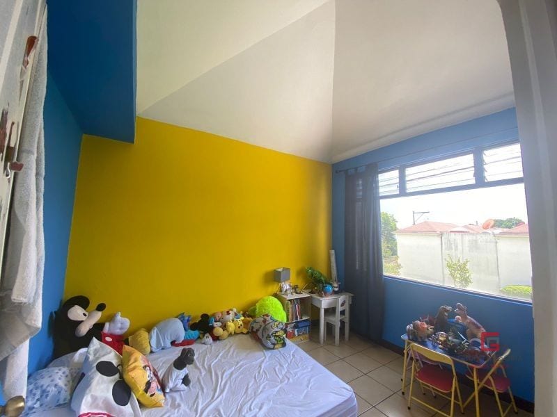 Acogedora Casa en Venta en Hacienda Vista Hermosa — Casa en Venta en Zona 8 Mixco, Guatemala, Ciudad — foto 14 de 15