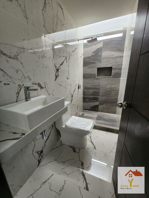 Casa en venta La Fontana Carretera Al Salvador km 25 Fraijanes — Casa en Venta en La Fontana I, Carretera a El Salvador, Guatemala, Ciudad — foto 3 de 12