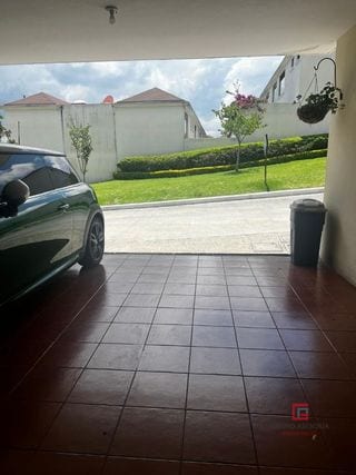 Acogedora Casa en Venta en Hacienda Vista Hermosa — Casa en Venta en Zona 8 Mixco, Guatemala, Ciudad — miniatura 7 de 15