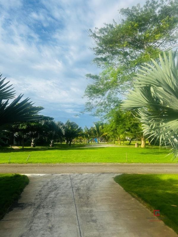 Hermosa casa de playa en venta, Villas La Mar, Monte Rico — Casa vacacional en Venta en Monterrico, Santa Rosa — foto 3 de 17
