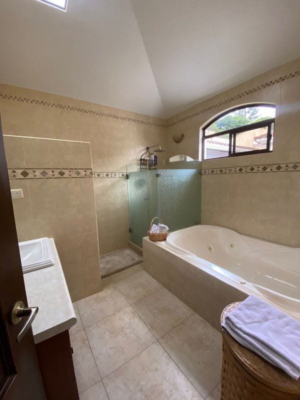 Casa en Casa y Campo en Venta — Casa en Venta en Carretera a El Salvador, Guatemala, Ciudad — foto 7 de 17