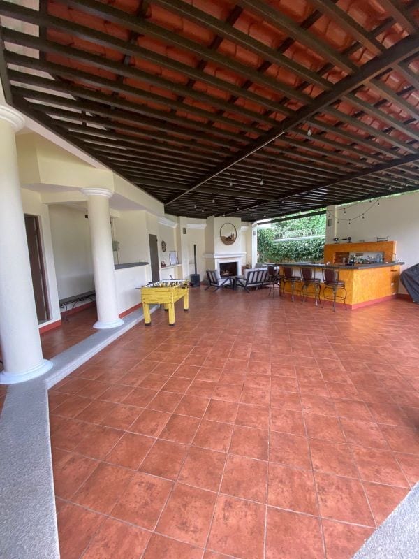 Casa en Casa y Campo en Venta — Casa en Venta en Carretera a El Salvador, Guatemala, Ciudad — foto 2 de 17