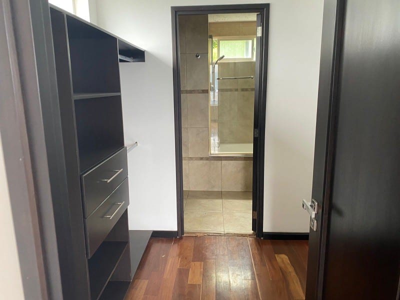 Apartamento Vista Bella II Montebello CAES — Apartamento en Venta en Montebello II, Carretera a El Salvador, Guatemala, Ciudad — foto 9 de 12